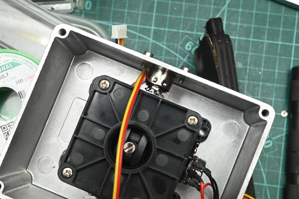 Test fit of DIN connector and joystick