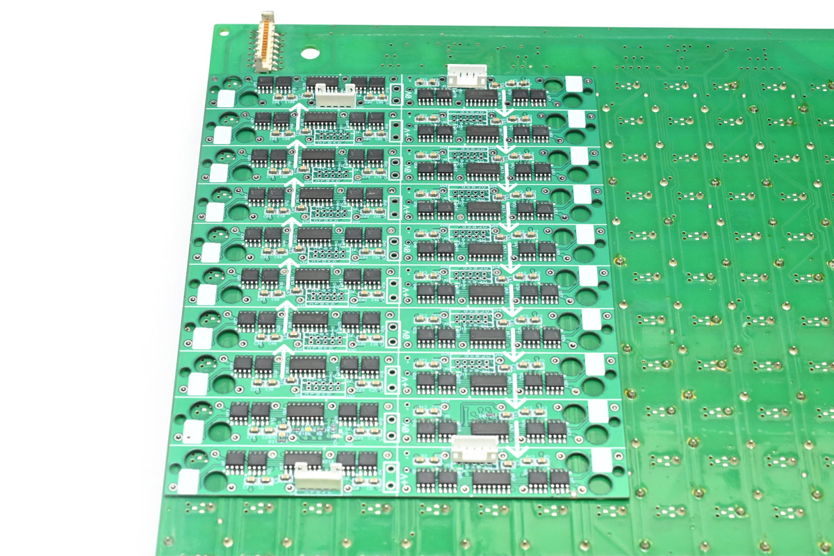 Mike's PCB on the back of a flipdot panel