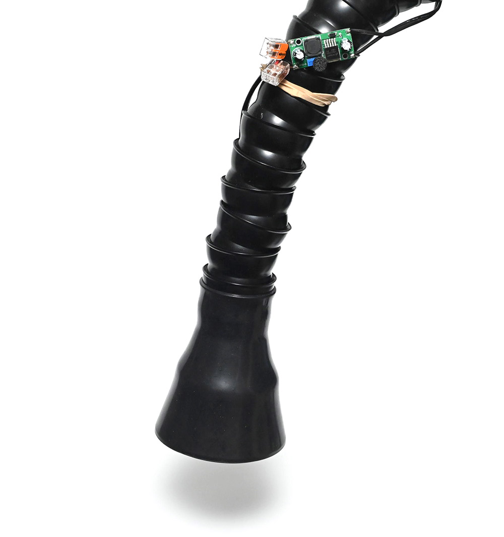 Fume extractor hose with light fitted