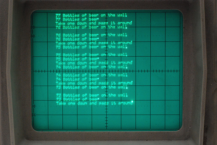 Oscilloscope screenshot of the brainfuck interpreter, running 99 bottles of beer on the wall