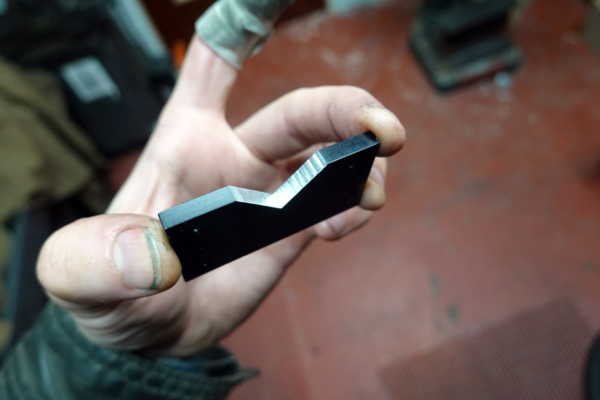 Thin V-block finished