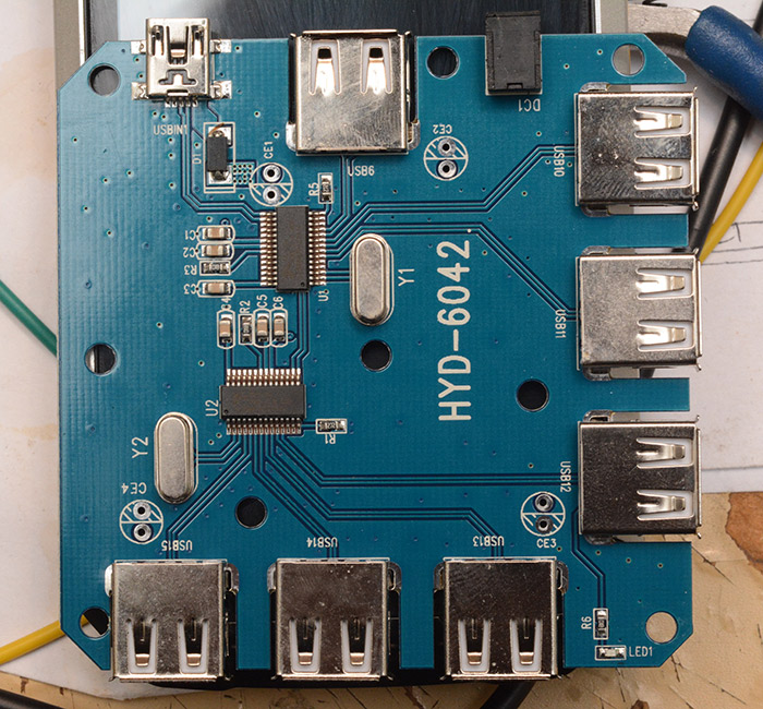 USB hub circuit board