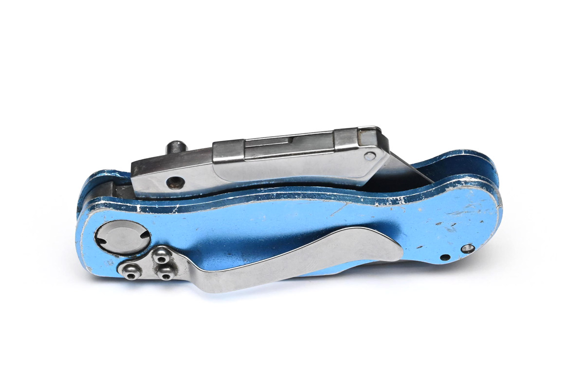 Utility knife, unfolded