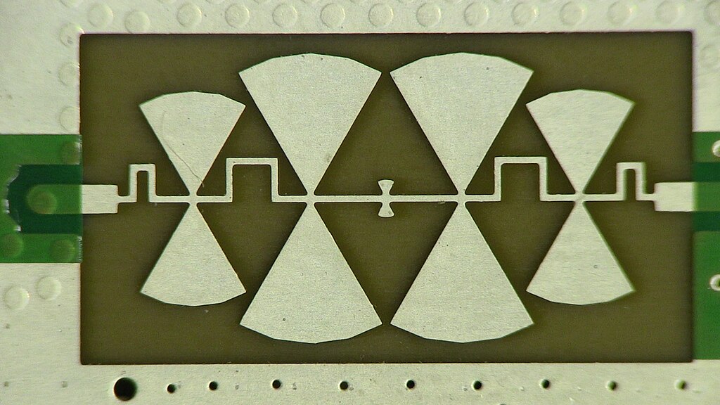 PCB stripline filter