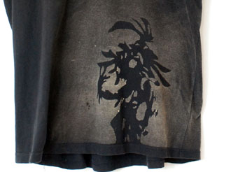 T-shirt stencil of the skull kid